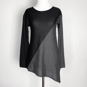 Tahari black and grey tunic sweater